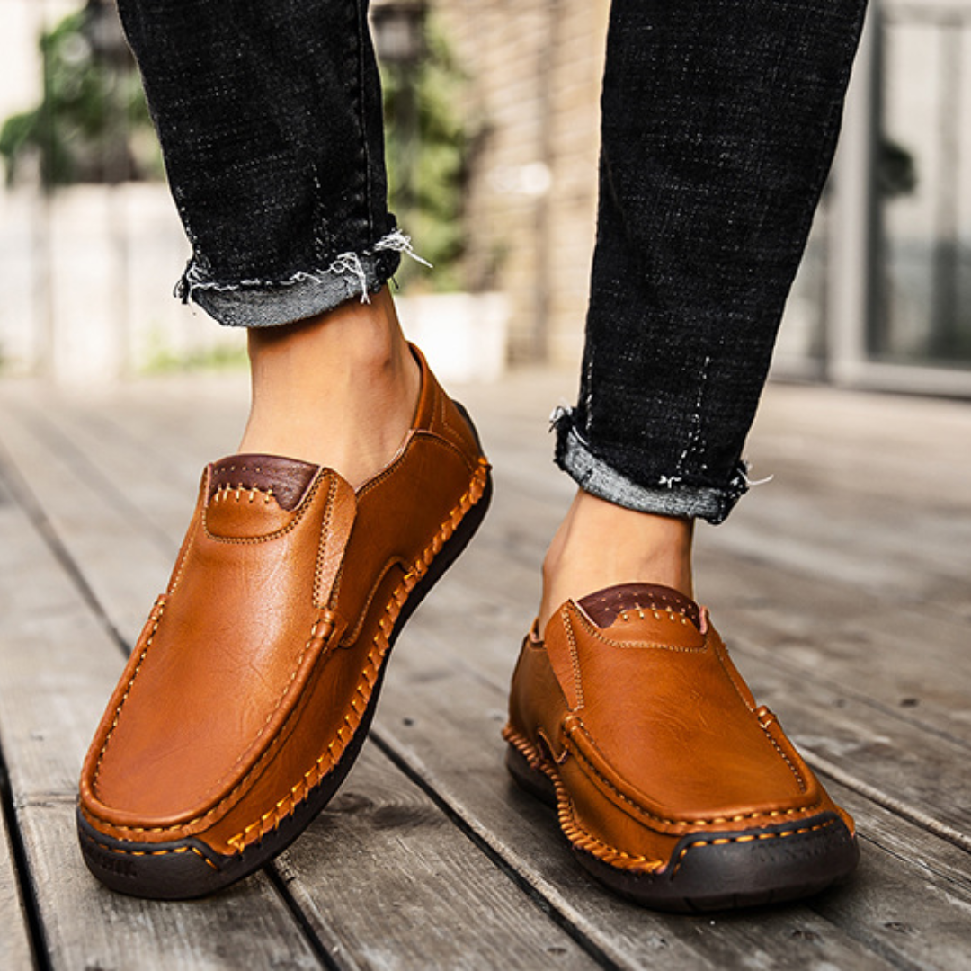 Men's Outdoor Casual Low-Top Slip-On Flat Handmade Leather Shoes