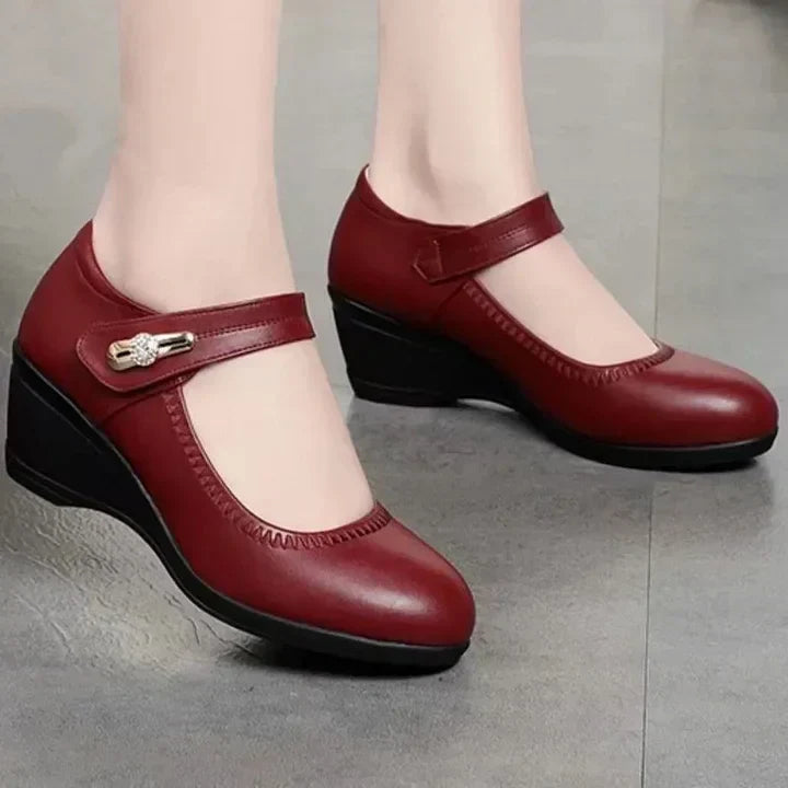 Elegante Komfortschuhe mit mittlerem Absatz