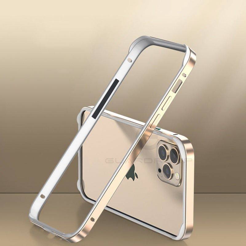 Coole Nude Sense Anti-Fall iPhone Hülle – Silikon mit Metallrahmen