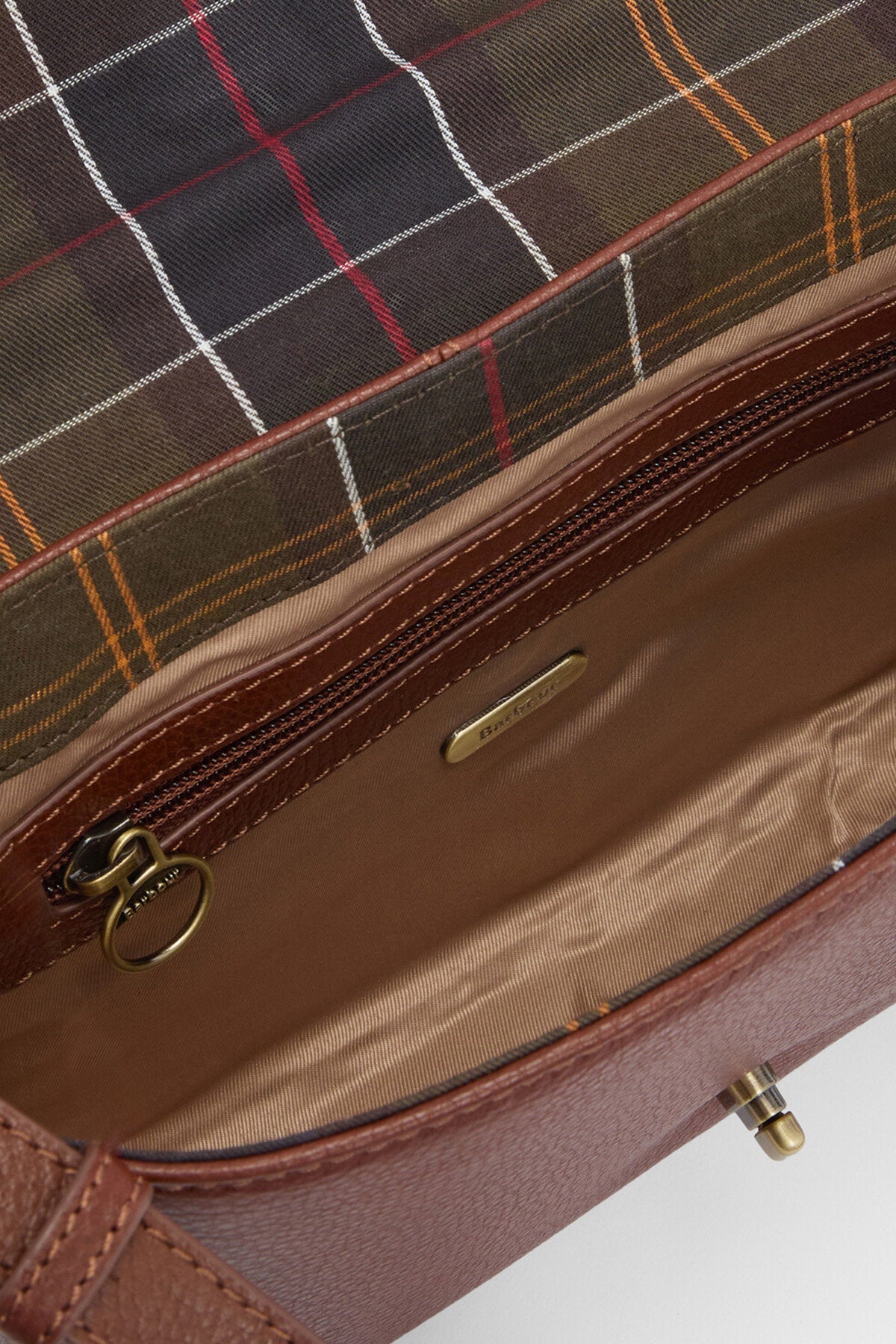 Cedar Tartan Beuteltasche