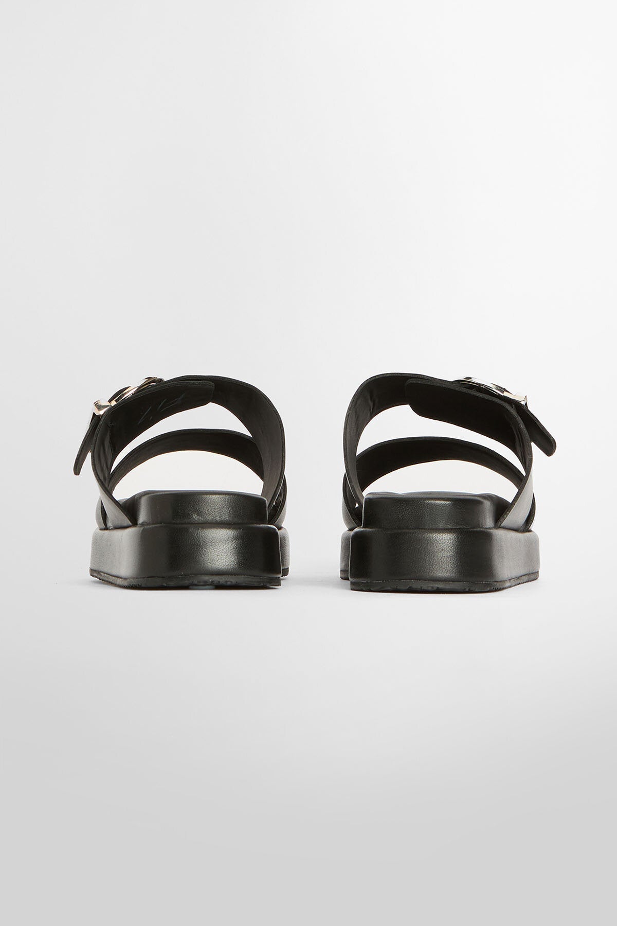 Adele Sandalen
