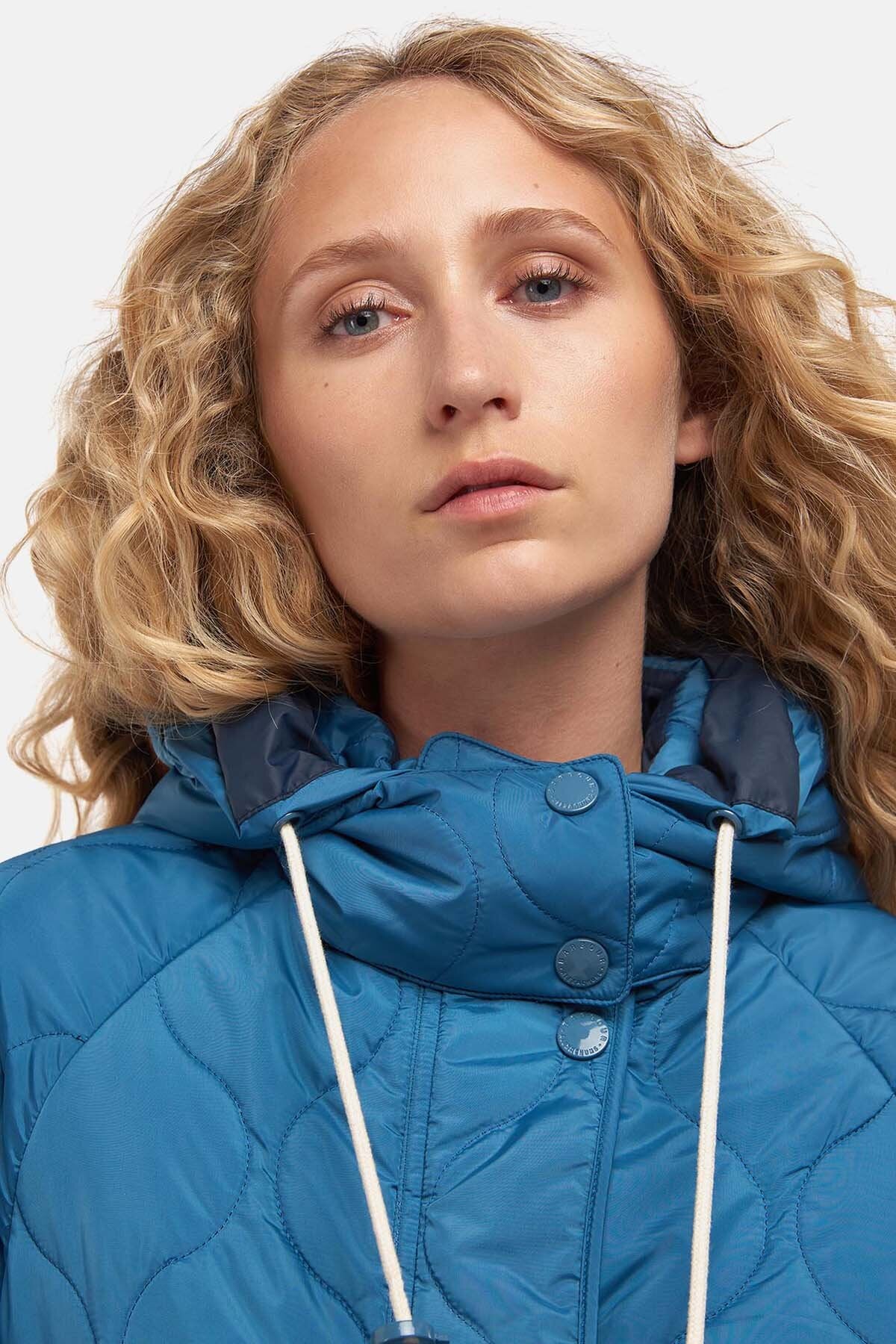 Nevis Steppjacke von ALEXACHUNG