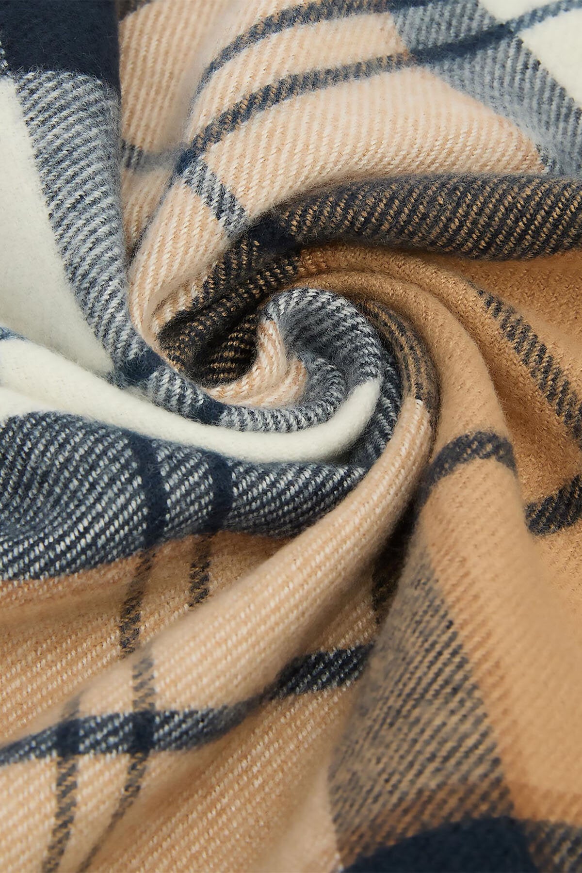 Stanway Tartan Wrap