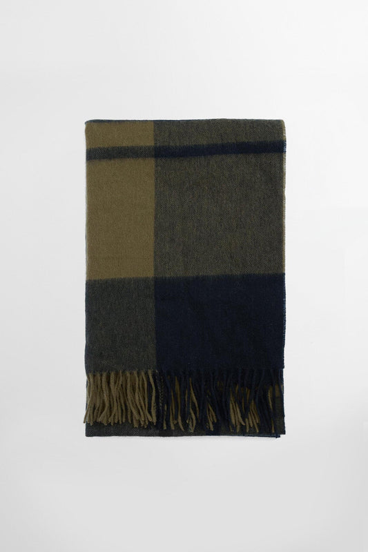 Maxine-Tartan-Lambswool-Schal