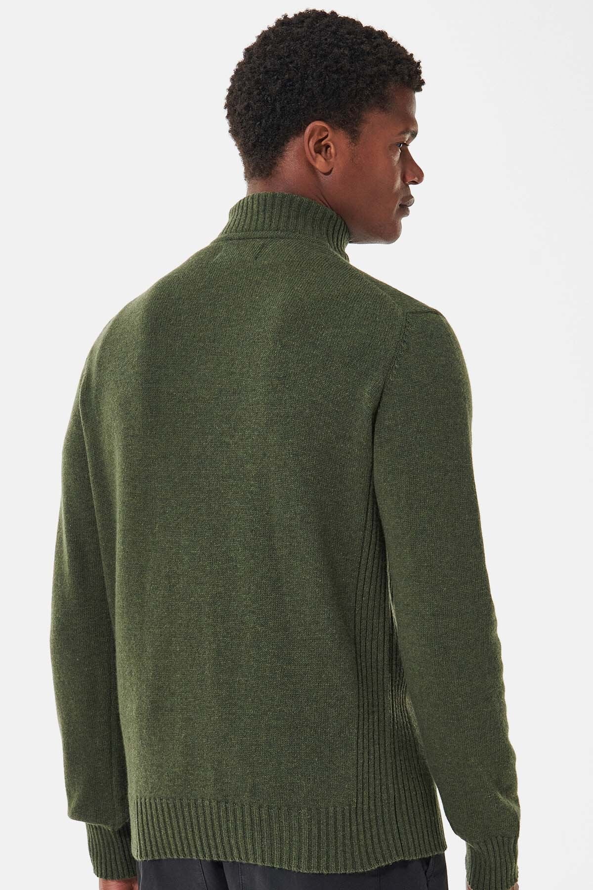 Pullover aus reiner Wolle