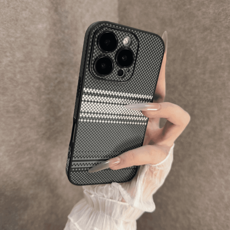 Vollverkleidete Kohlefaser-Handyhülle passend für die iPhone-Serie
